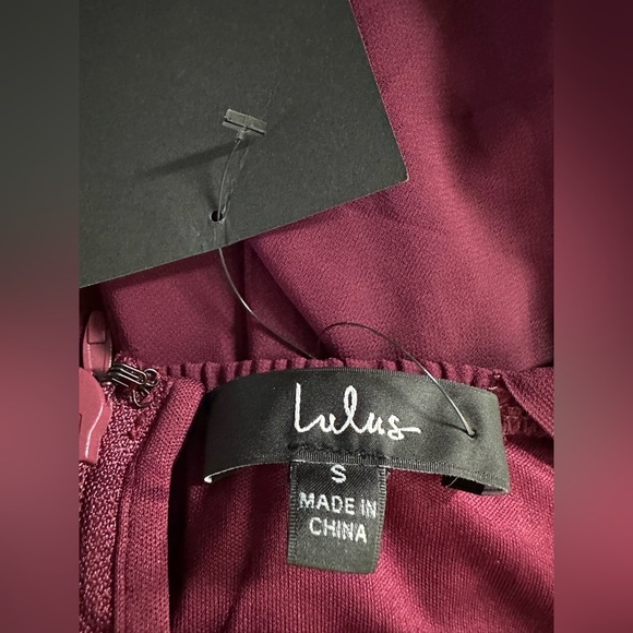 Lulus Burgundy Cross Strap Fit & Flare Dress Size Small NWT - Picture 7 of 9